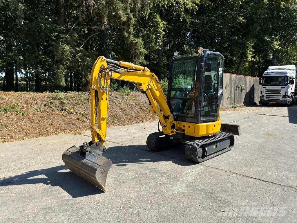 Komatsu PC26MR-5 Miniekskavaatorid < 7 t