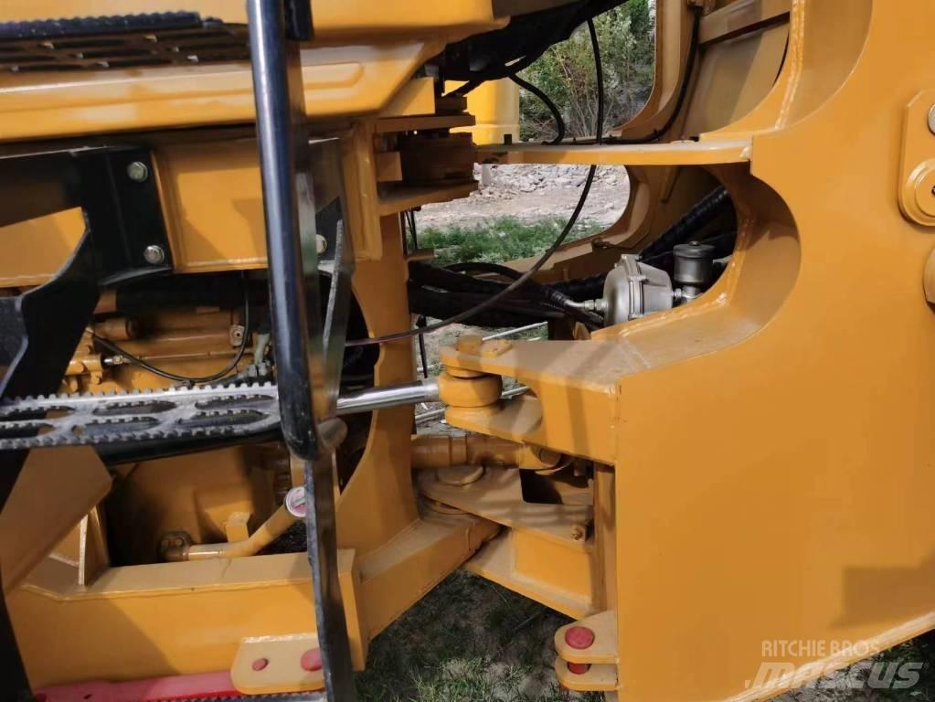 CAT 966 H Rataslaadurid