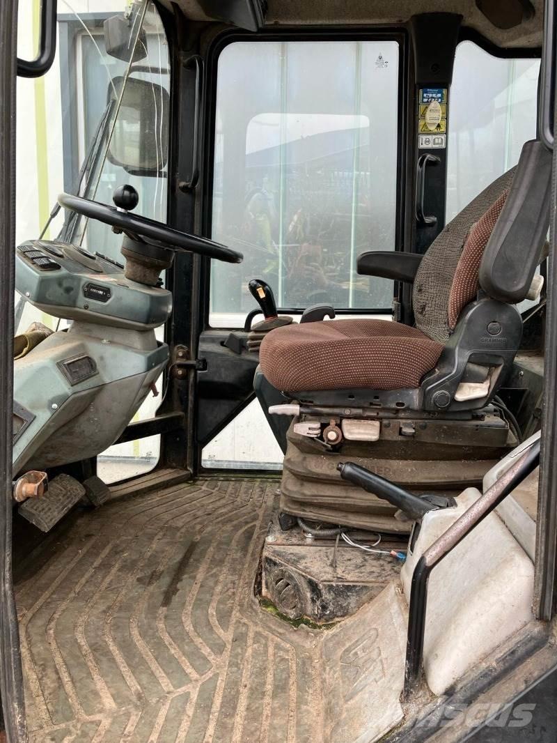 CAT 906 Rataslaadurid