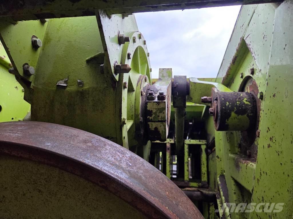 CLAAS Quadrant 1200 Heinapressid