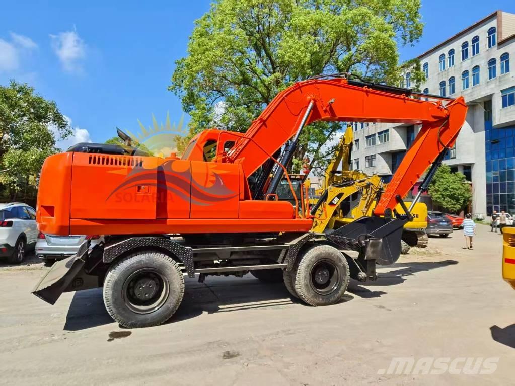 Doosan DH 210 W-7 Ratasekskavaatorid