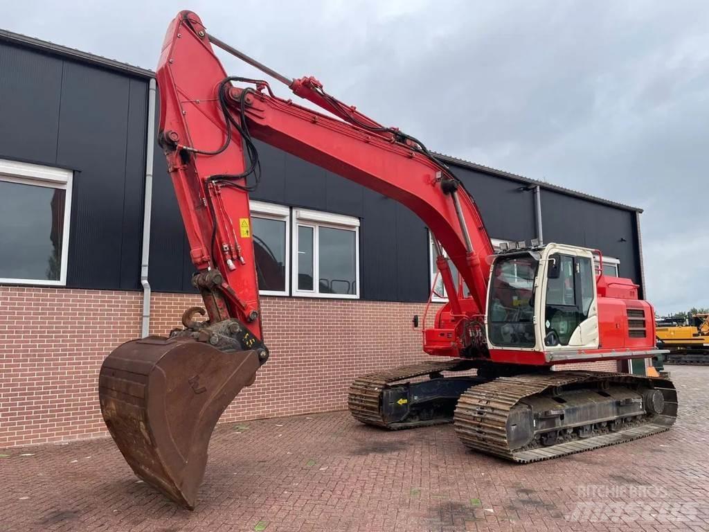 Hitachi ZX300LC-6 Roomikekskavaatorid