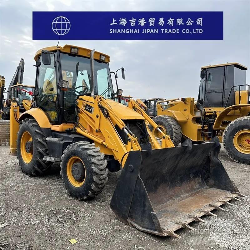 JCB 3 CX Rataslaadurid