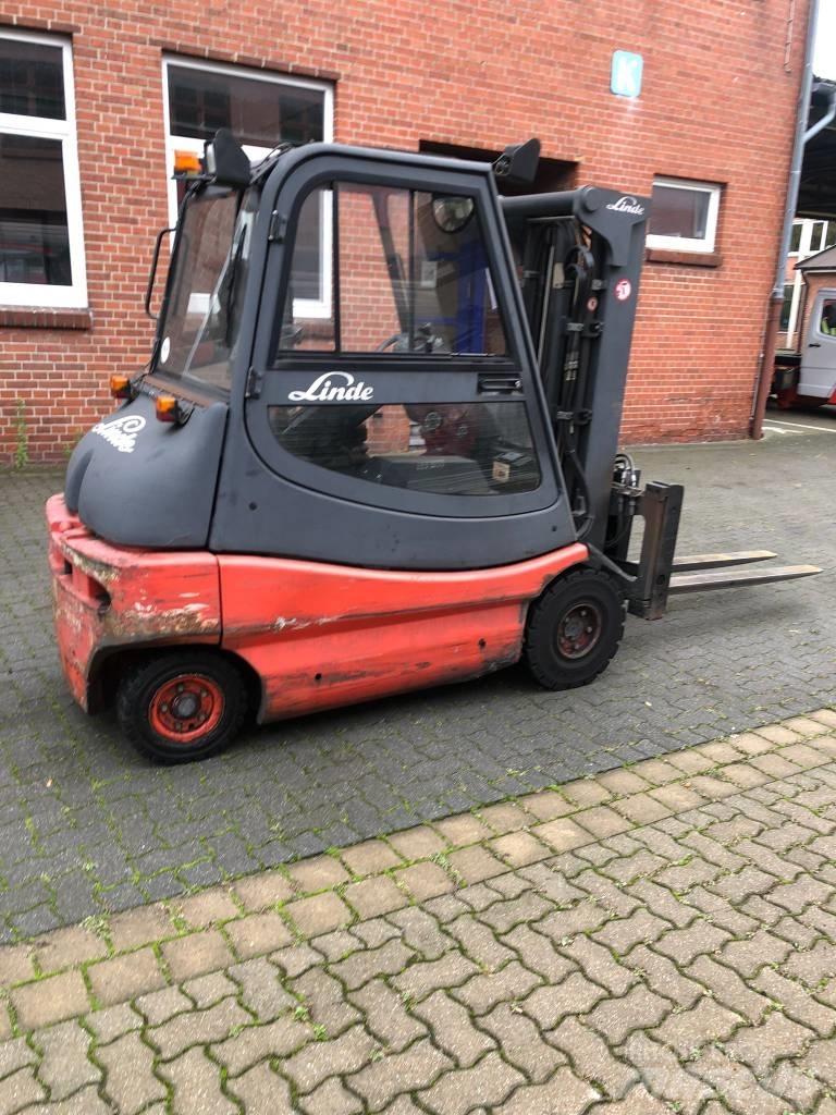 Linde E 30 Elektritõstukid