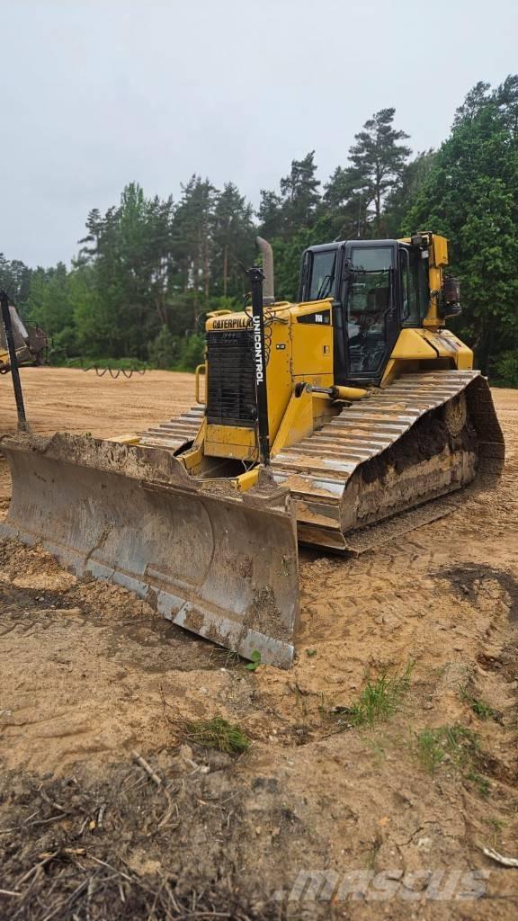 CAT D 6 N LGP Buldooserid