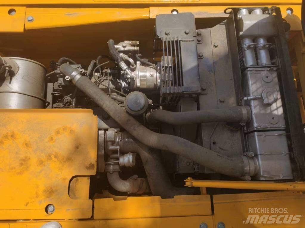 Komatsu PC 130 Roomikekskavaatorid