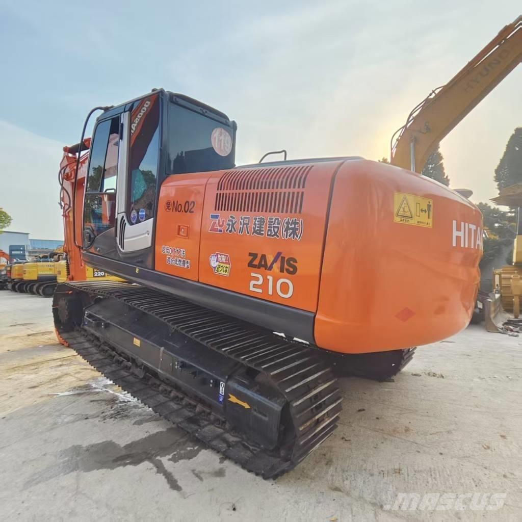 Hitachi ZX 210 Roomikekskavaatorid