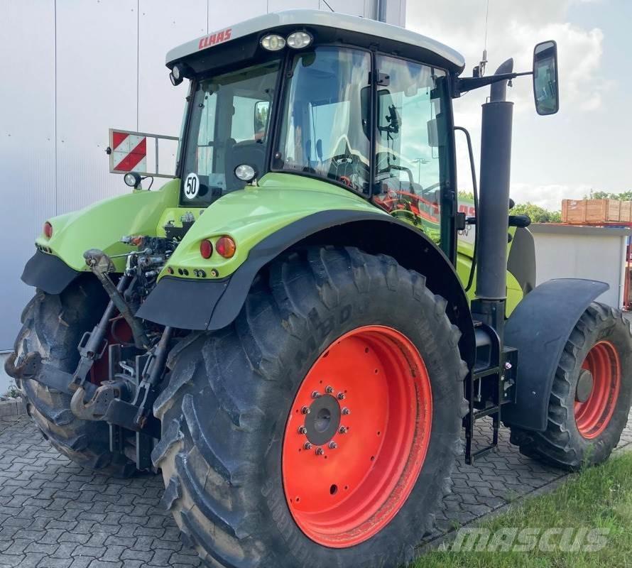 CLAAS AXION 840 Traktorid