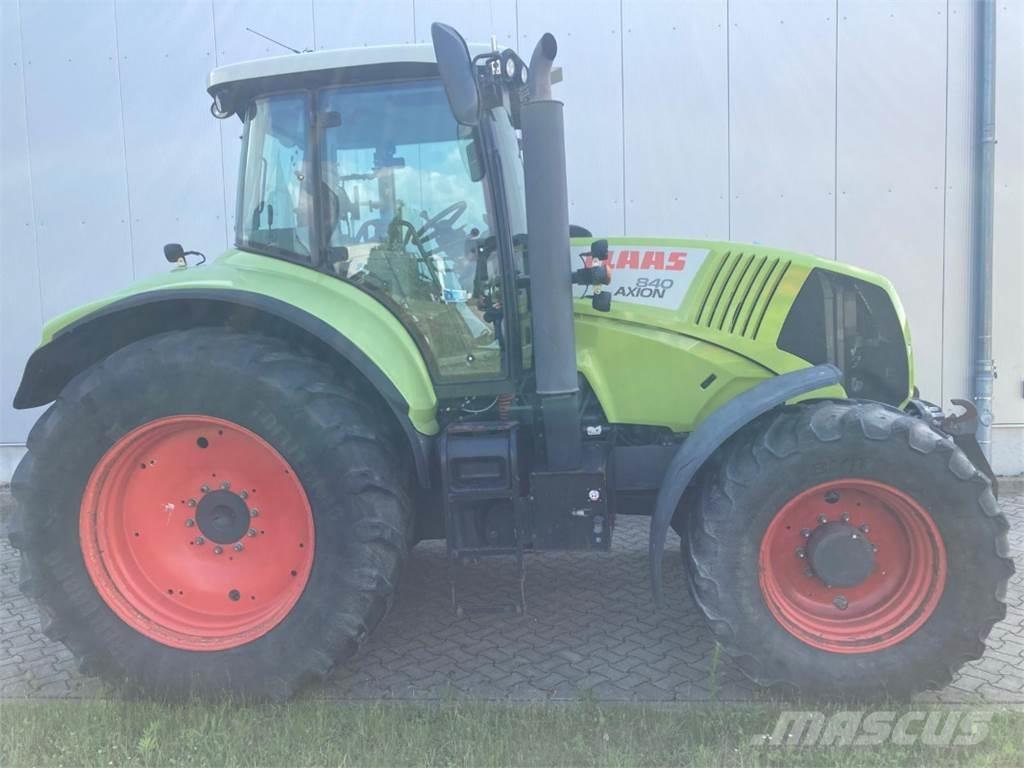CLAAS AXION 840 Traktorid