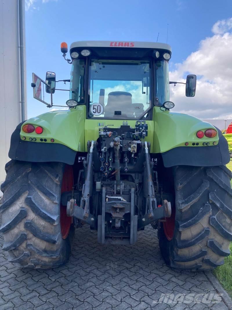 CLAAS AXION 840 Traktorid