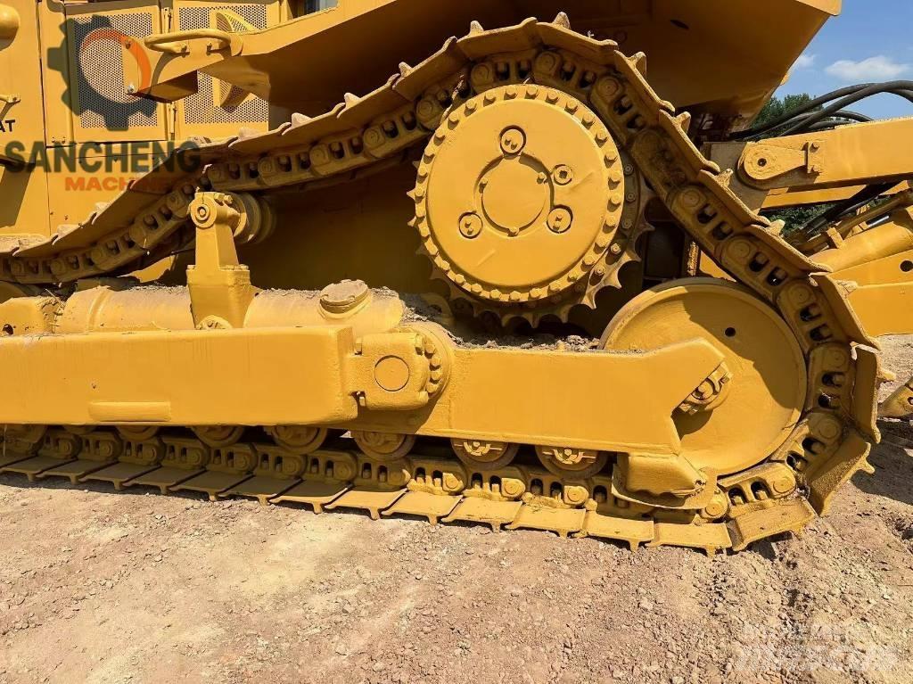 CAT D 8 R Buldooserid