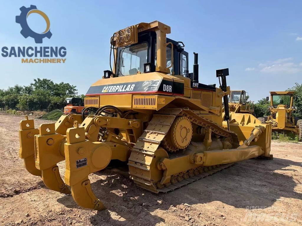 CAT D 8 R Buldooserid