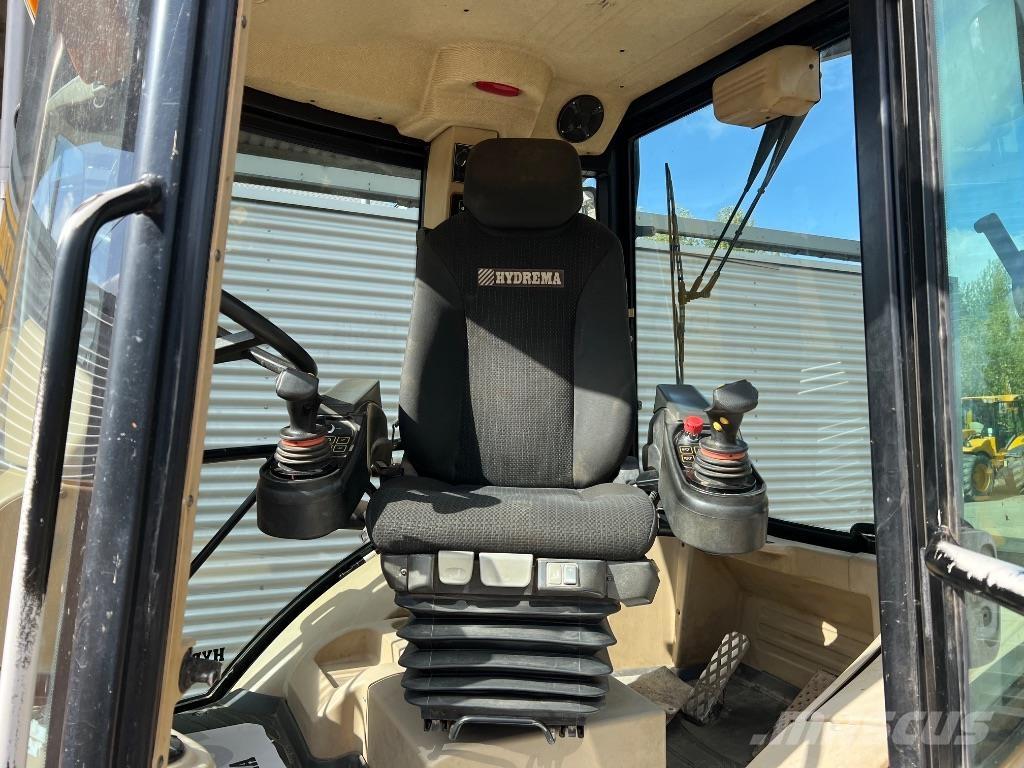 Hydrema 906 E Ekskavaatorlaadurid