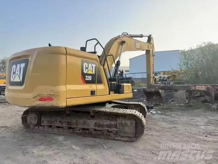 CAT CAT323GX Roomikekskavaatorid
