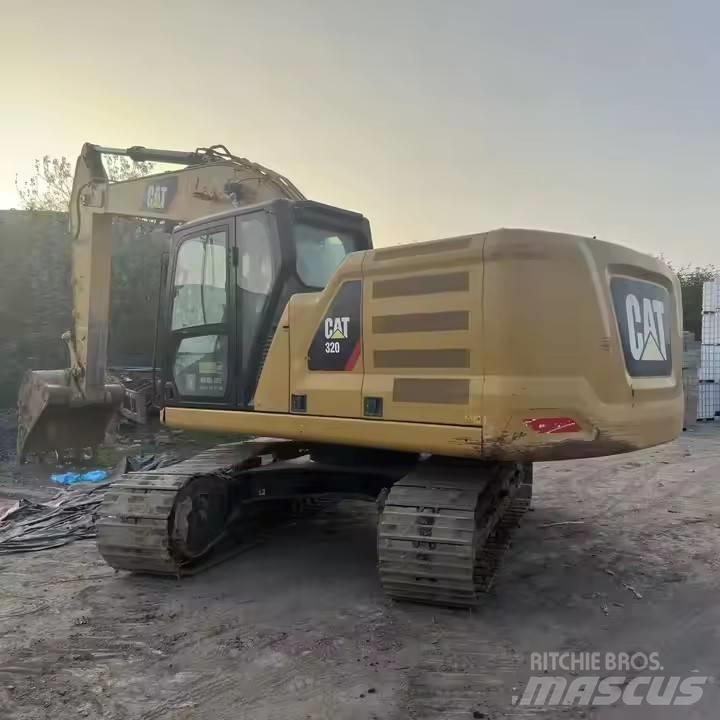 CAT CAT323GX Roomikekskavaatorid