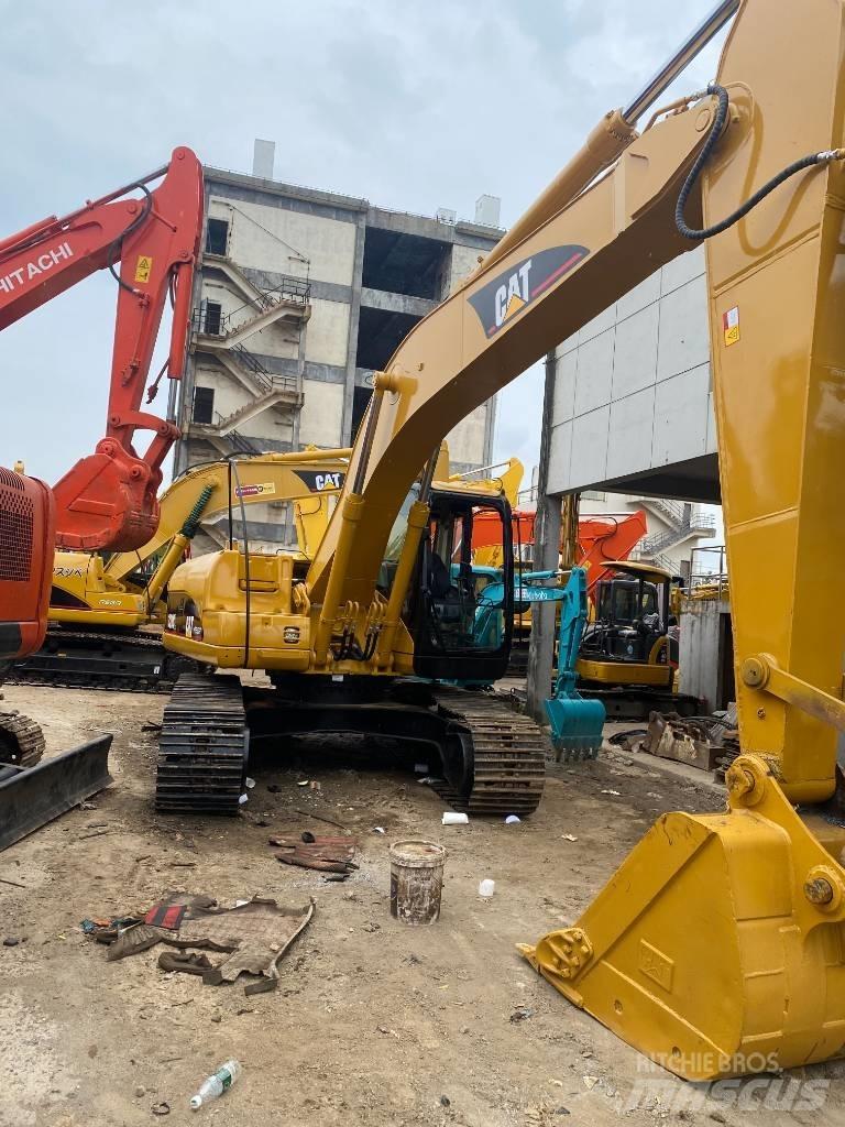 CAT 320 C LC Roomikekskavaatorid