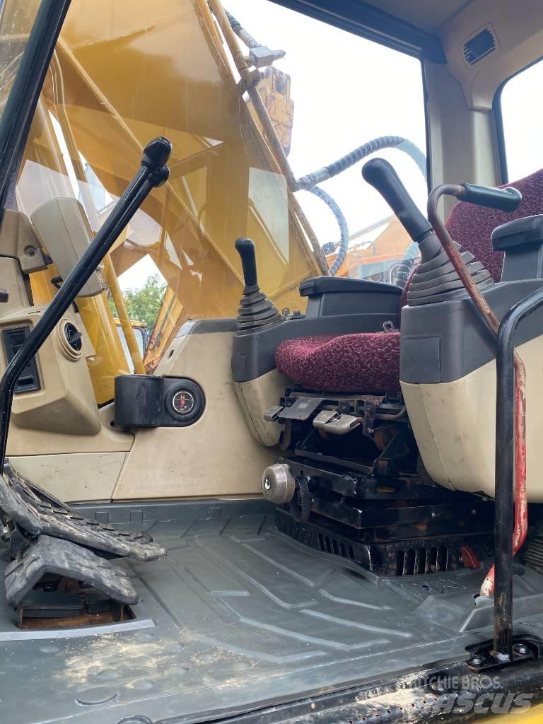 CAT 320 C LC Roomikekskavaatorid