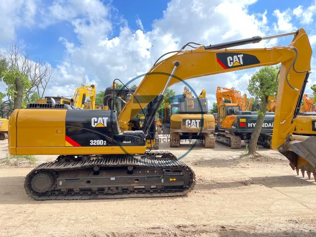CAT 320 D 2 Väikeekskavaatorid 7t-12t