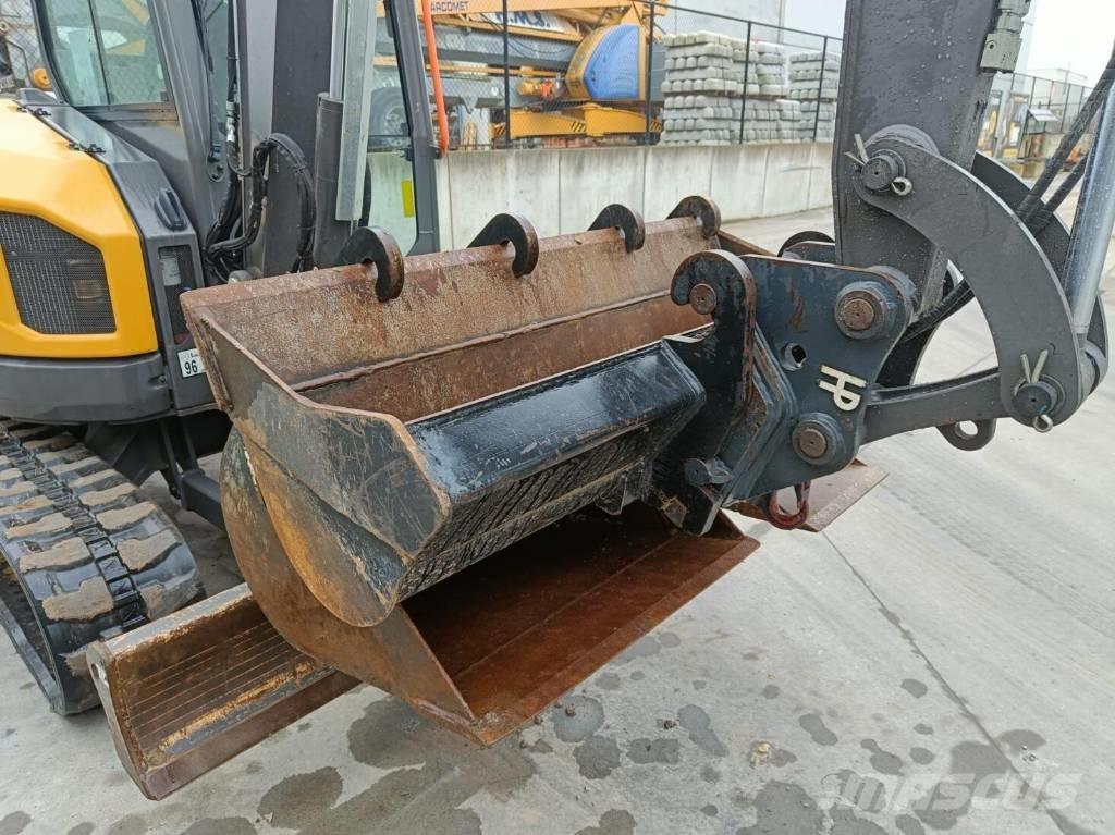 Volvo ECR 50 F Roomikekskavaatorid