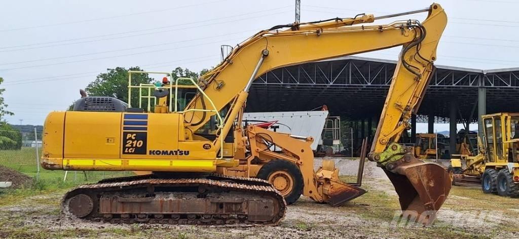 Komatsu PC 210 Roomikekskavaatorid