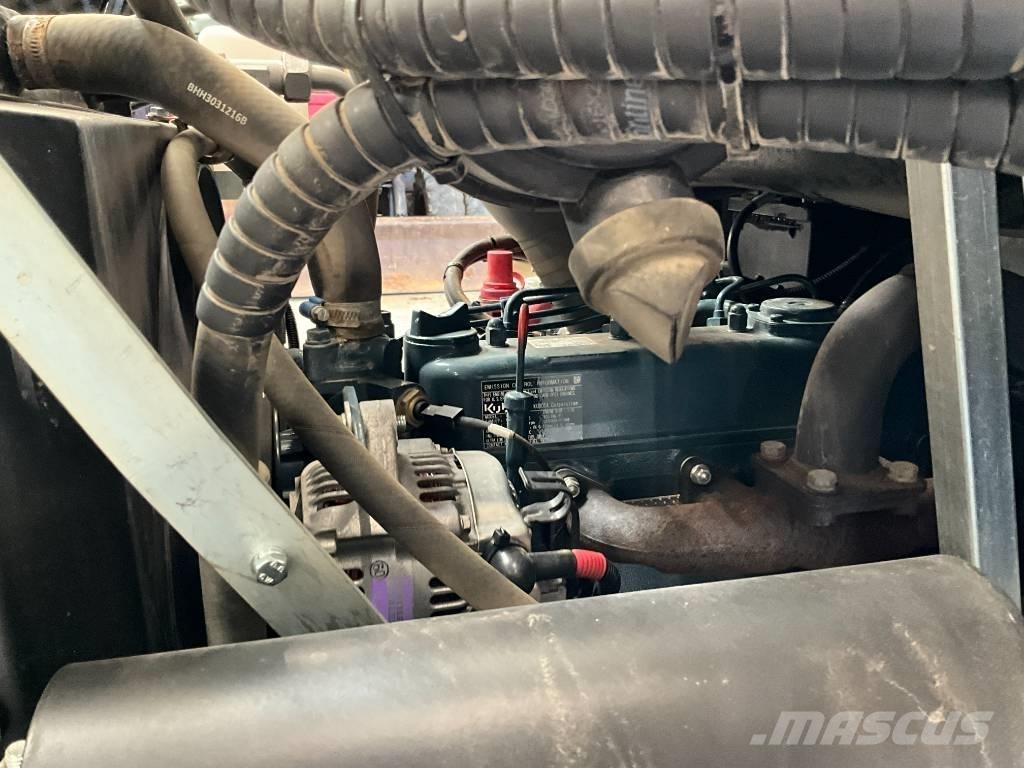 Kubota RT 260-2 Rataslaadurid