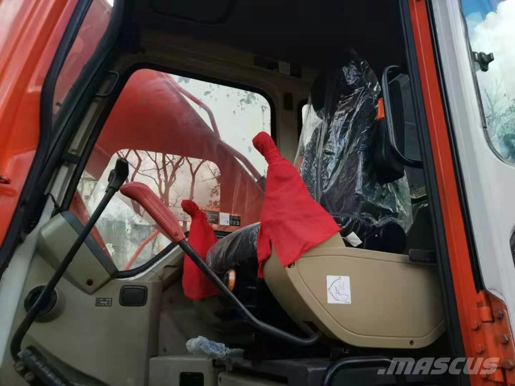 Doosan DH 220 LC-7 Roomikekskavaatorid
