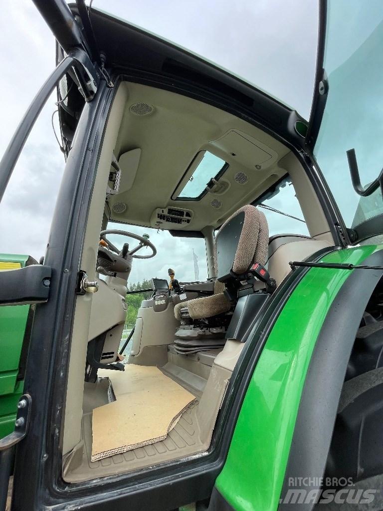 John Deere 6210 R Traktorid