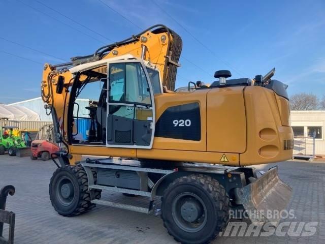 Liebherr A920 Ratasekskavaatorid
