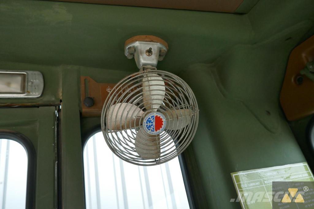 CAT 130G Ex-army Greiderid