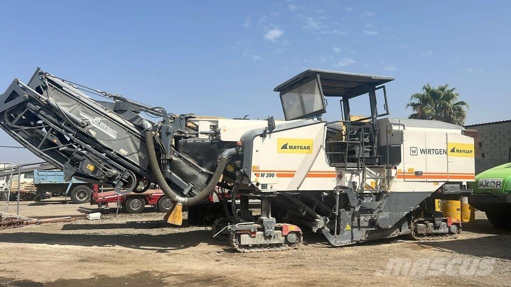 Wirtgen W 200 Asfaldi lõikamise masinad