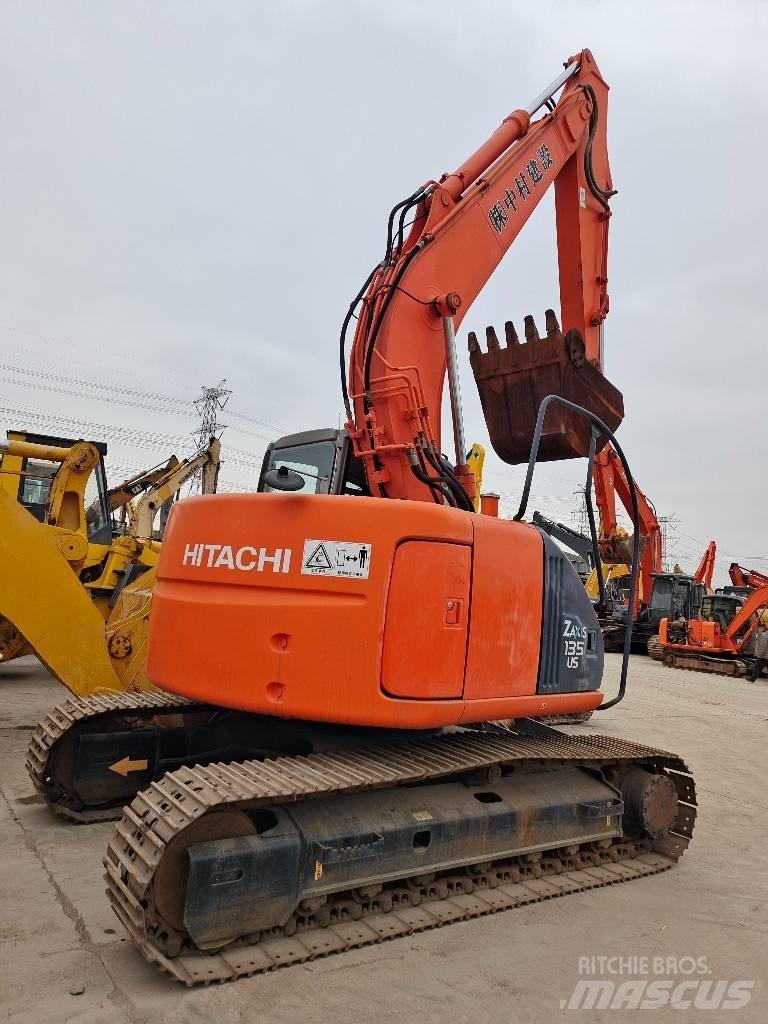 Hitachi ZX 135 US Roomikekskavaatorid
