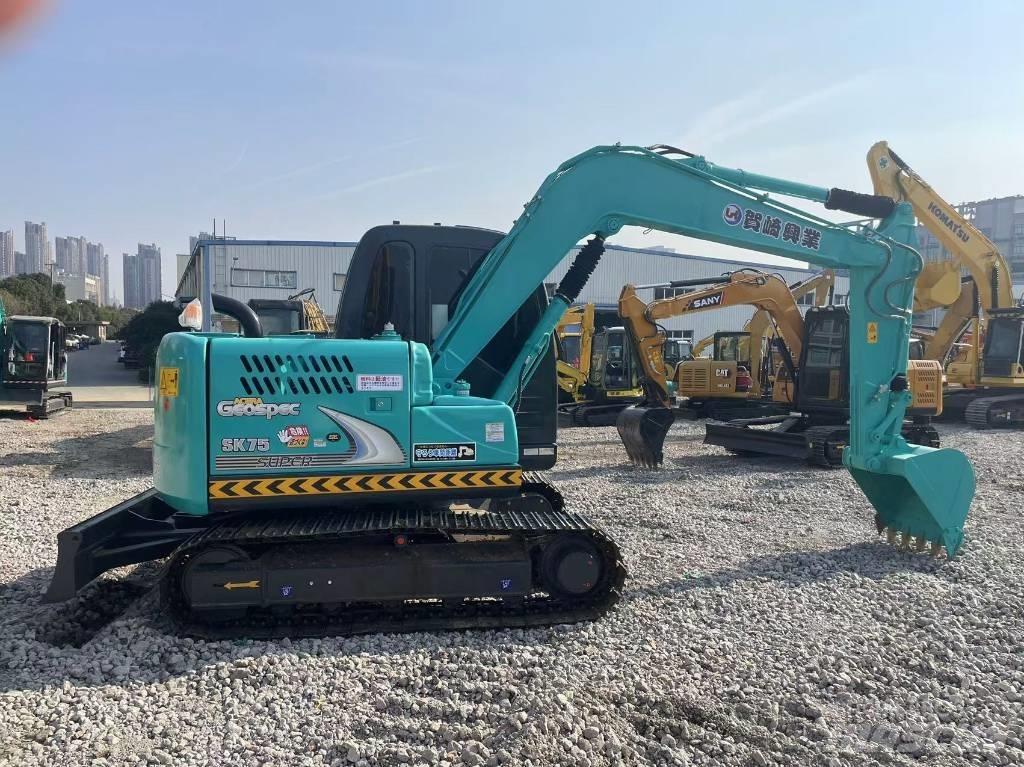 Kobelco SK75 Roomikekskavaatorid
