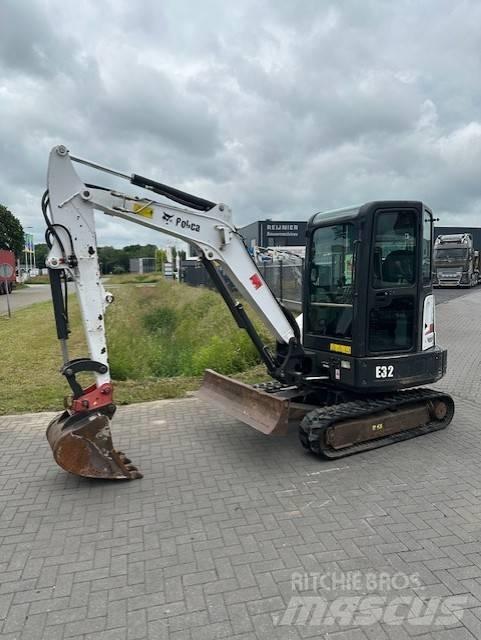Bobcat E 32 Miniekskavaatorid < 7 t