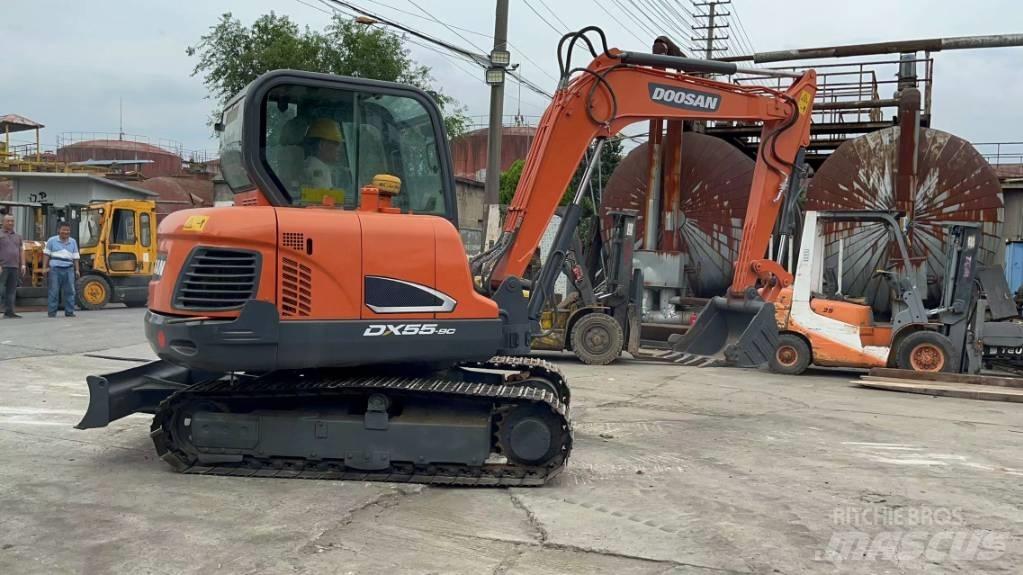 Doosan DX 55 Miniekskavaatorid < 7 t