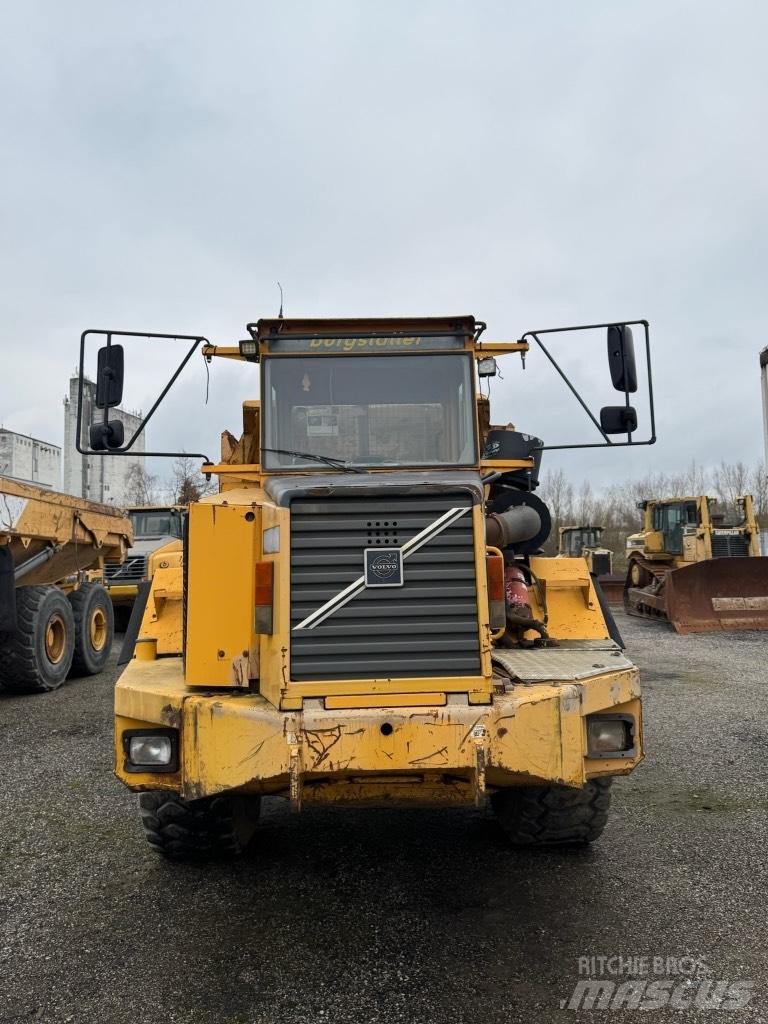 Volvo A 30 C Liigendraamiga pinnaseveokid