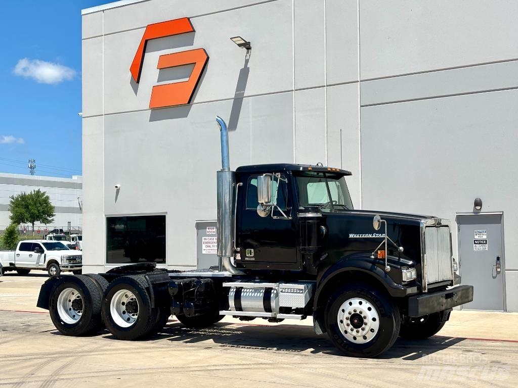 Western Star 4900 Sadulveokid