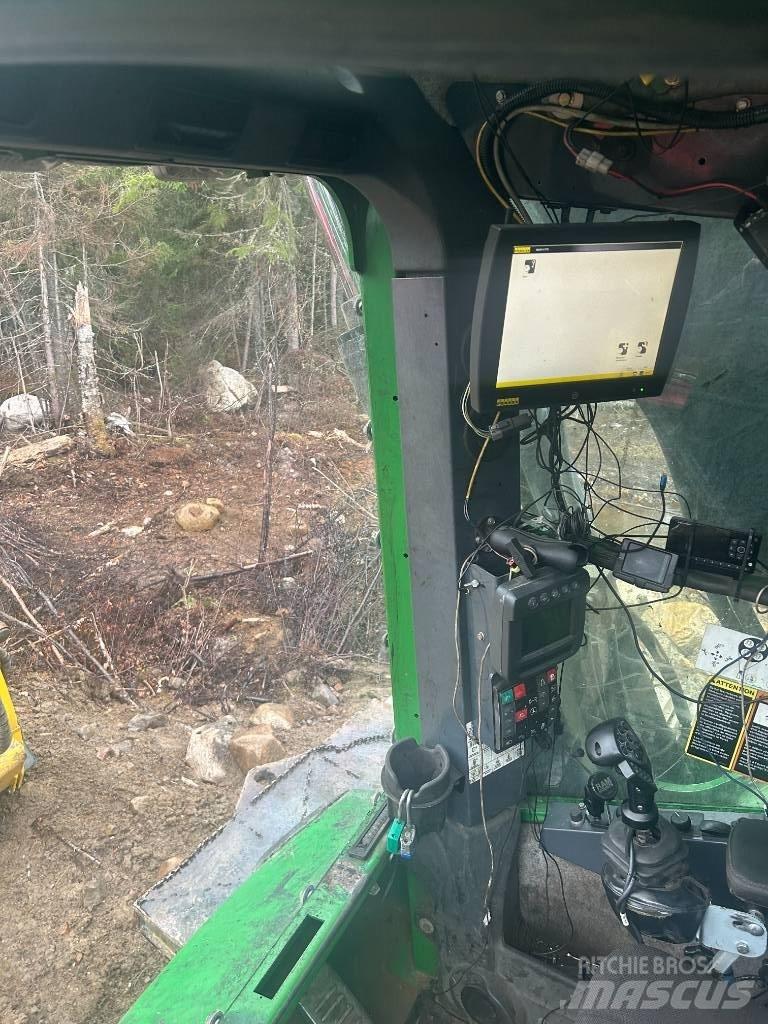 John Deere 903 K Harvesterid