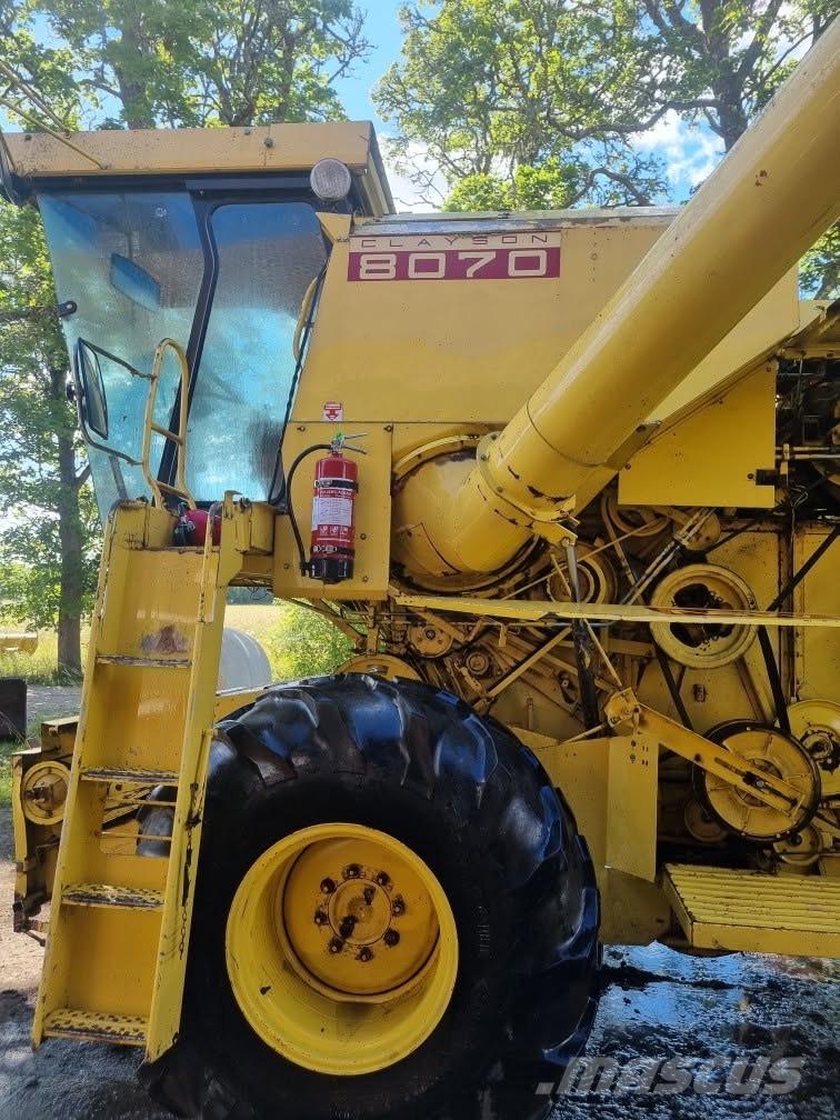 New Holland 8070, 20” Teraviljakombainid