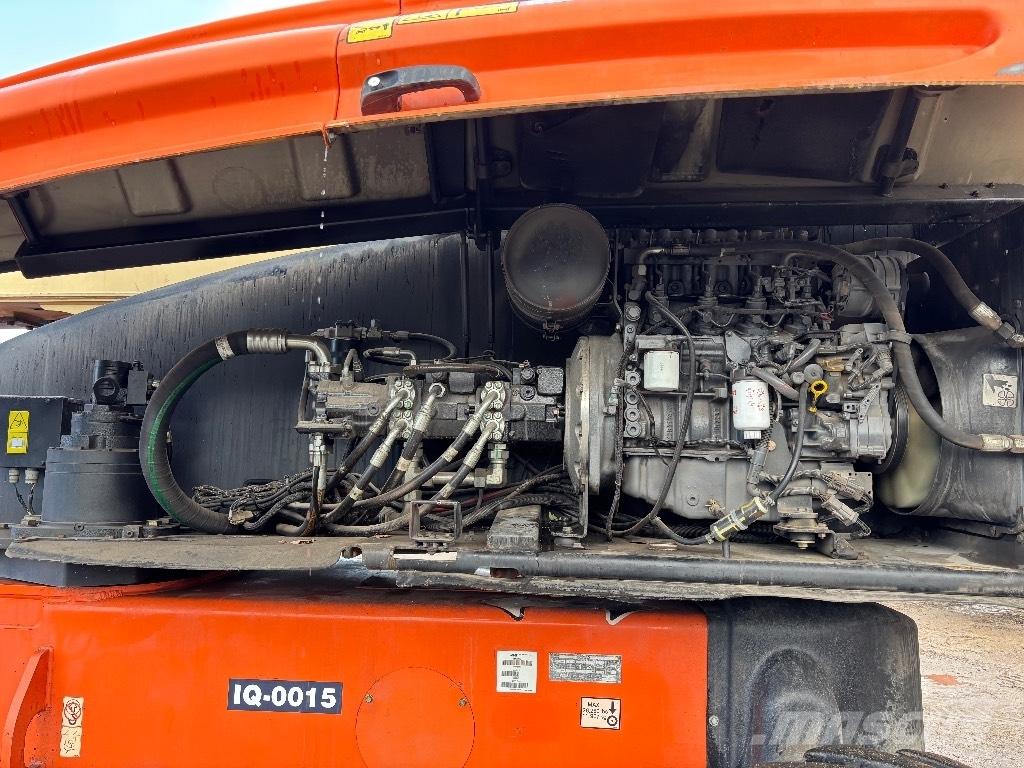 JLG 1350 SJP Teleskoop poomtõstukid