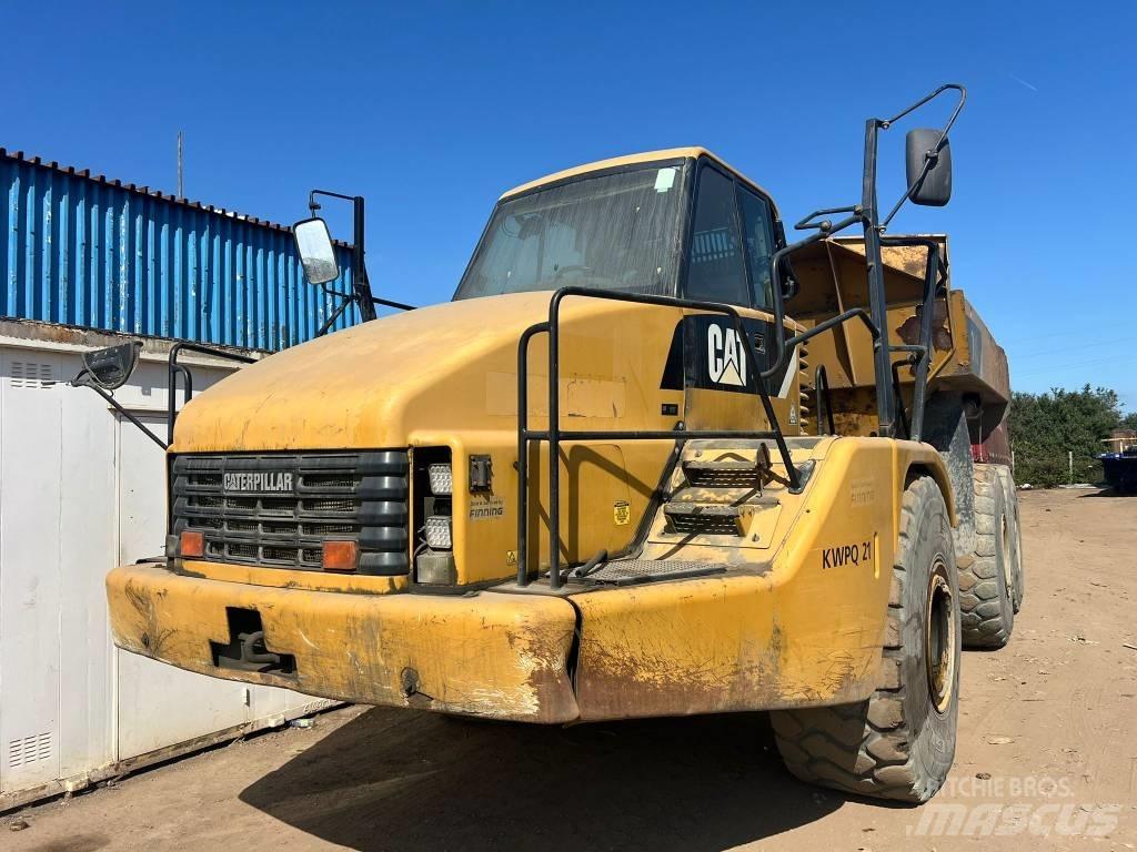 CAT 740 Liigendraamiga pinnaseveokid