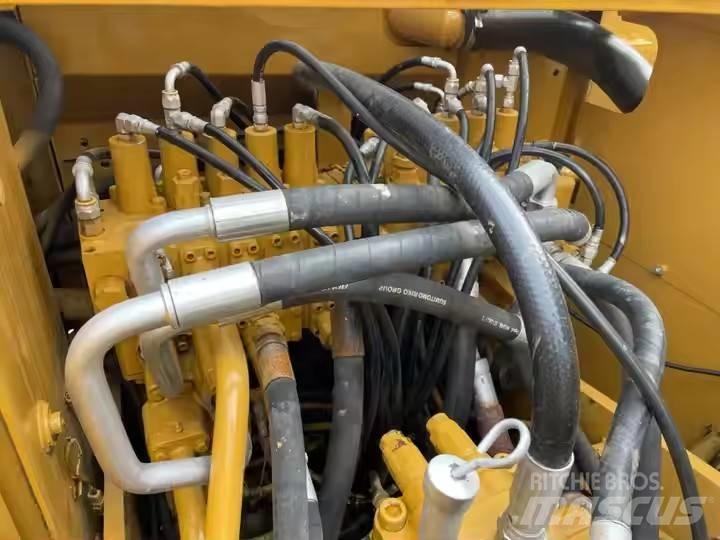 CAT CAT320C Väikeekskavaatorid 7t-12t