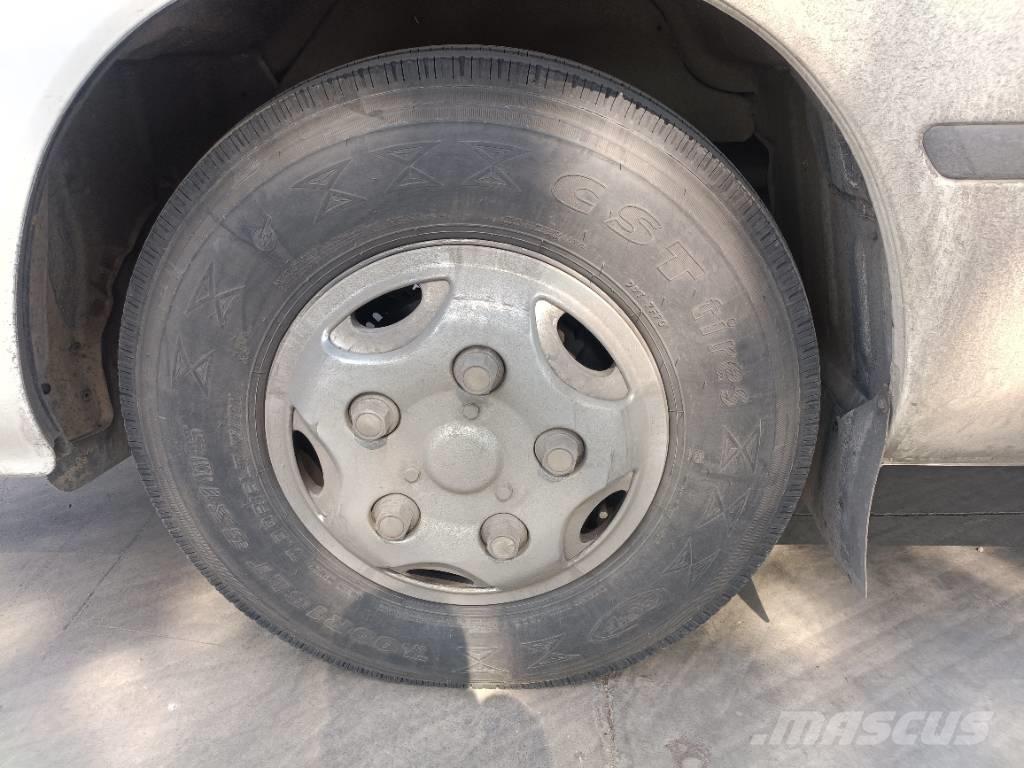 Toyota Coaster Bus Väikebussid