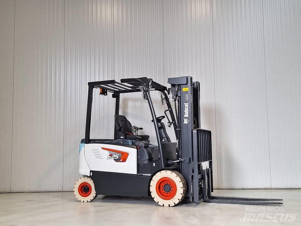 Bobcat B25X-7 PLUS Elektritõstukid