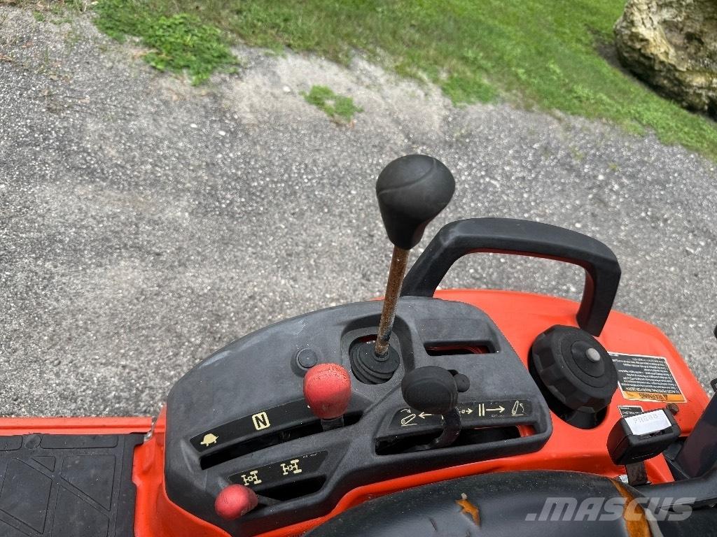Kubota BX2380 Traktorid