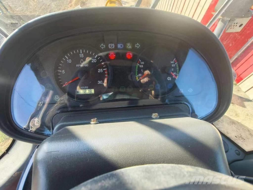 Komatsu WA 320-5 Rataslaadurid