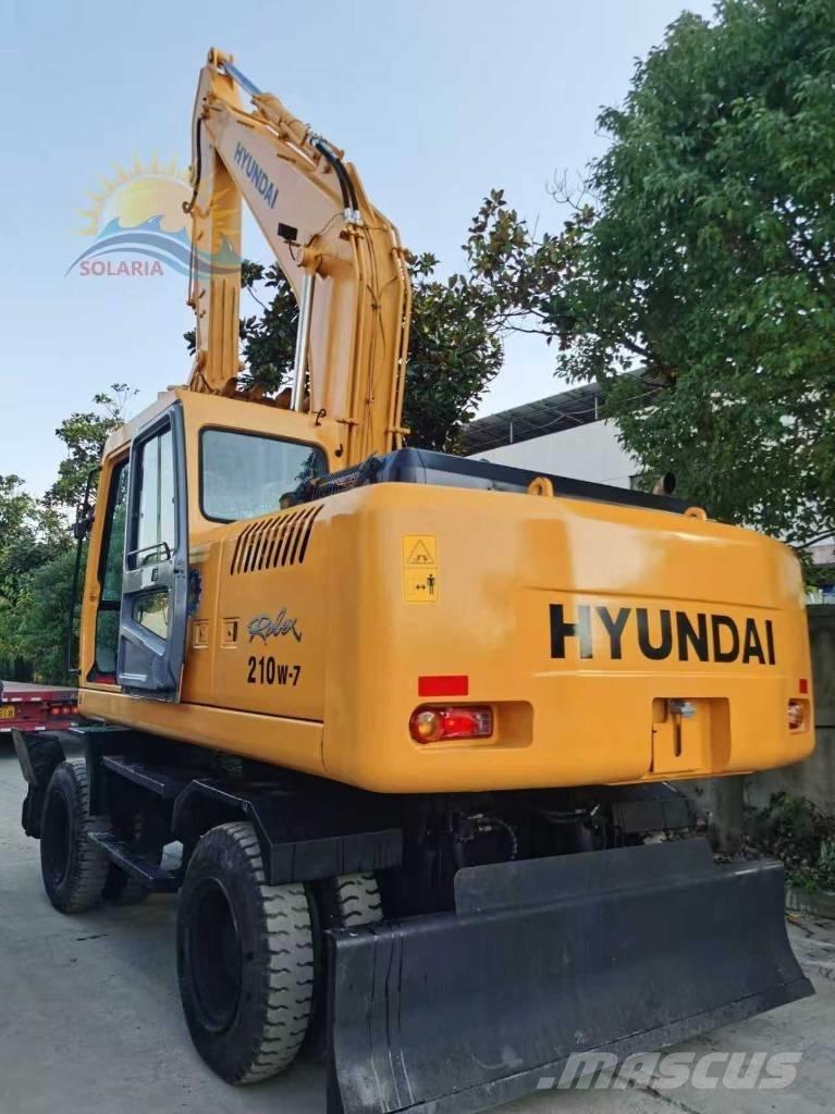 Hyundai R210w-7 Ratasekskavaatorid