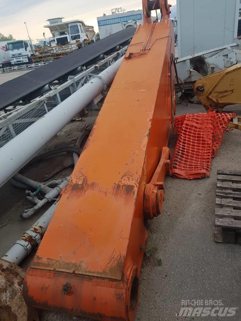 Hitachi EX700 Nooled ja varred