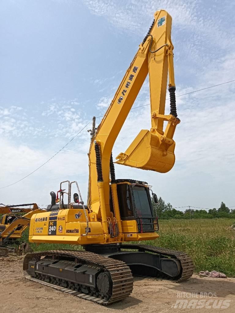 Komatsu PC 240 Roomikekskavaatorid