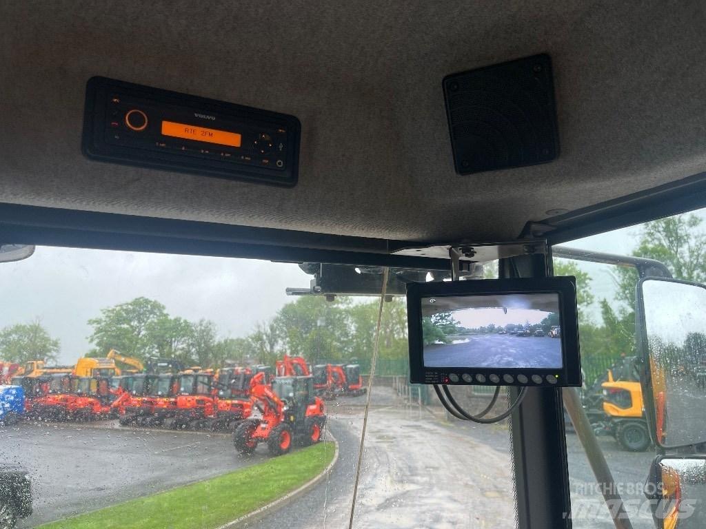 Volvo A 30 G Liigendraamiga pinnaseveokid