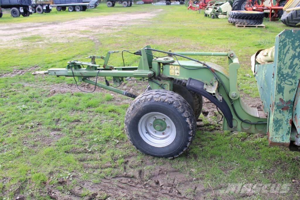 Krone Big X V12 Silokombainid